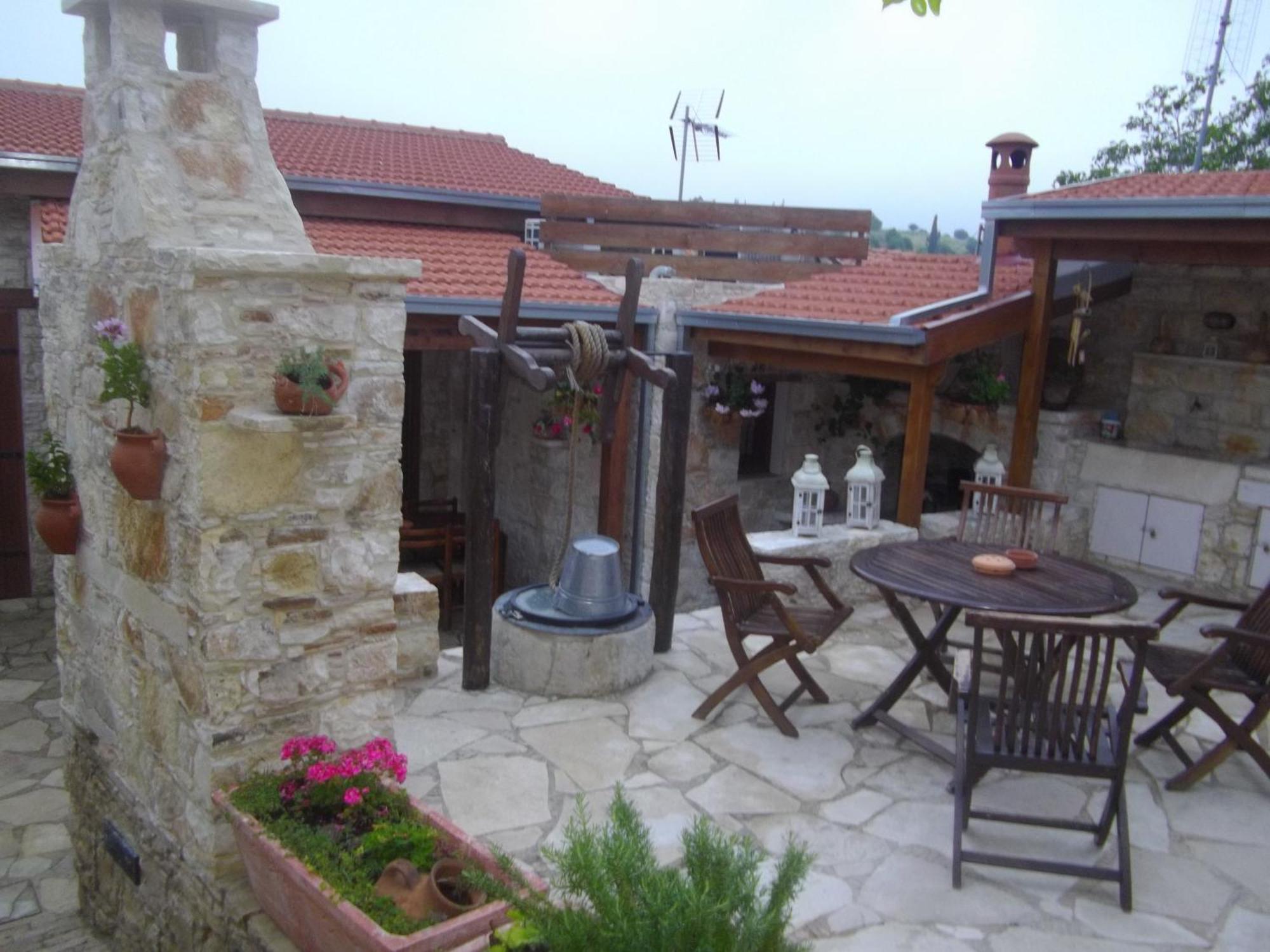 Xenios Cottages Lofou Room photo