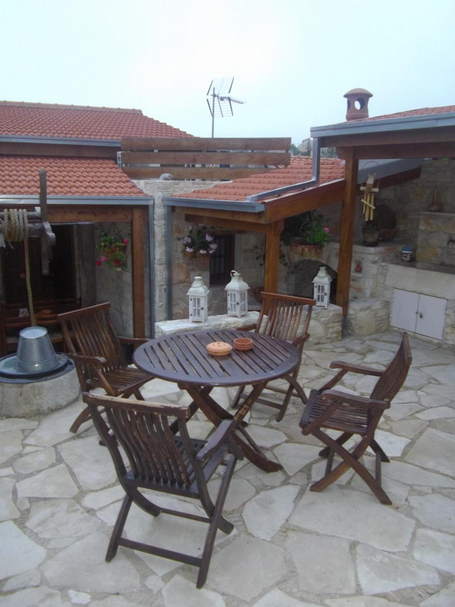 Xenios Cottages Lofou Room photo