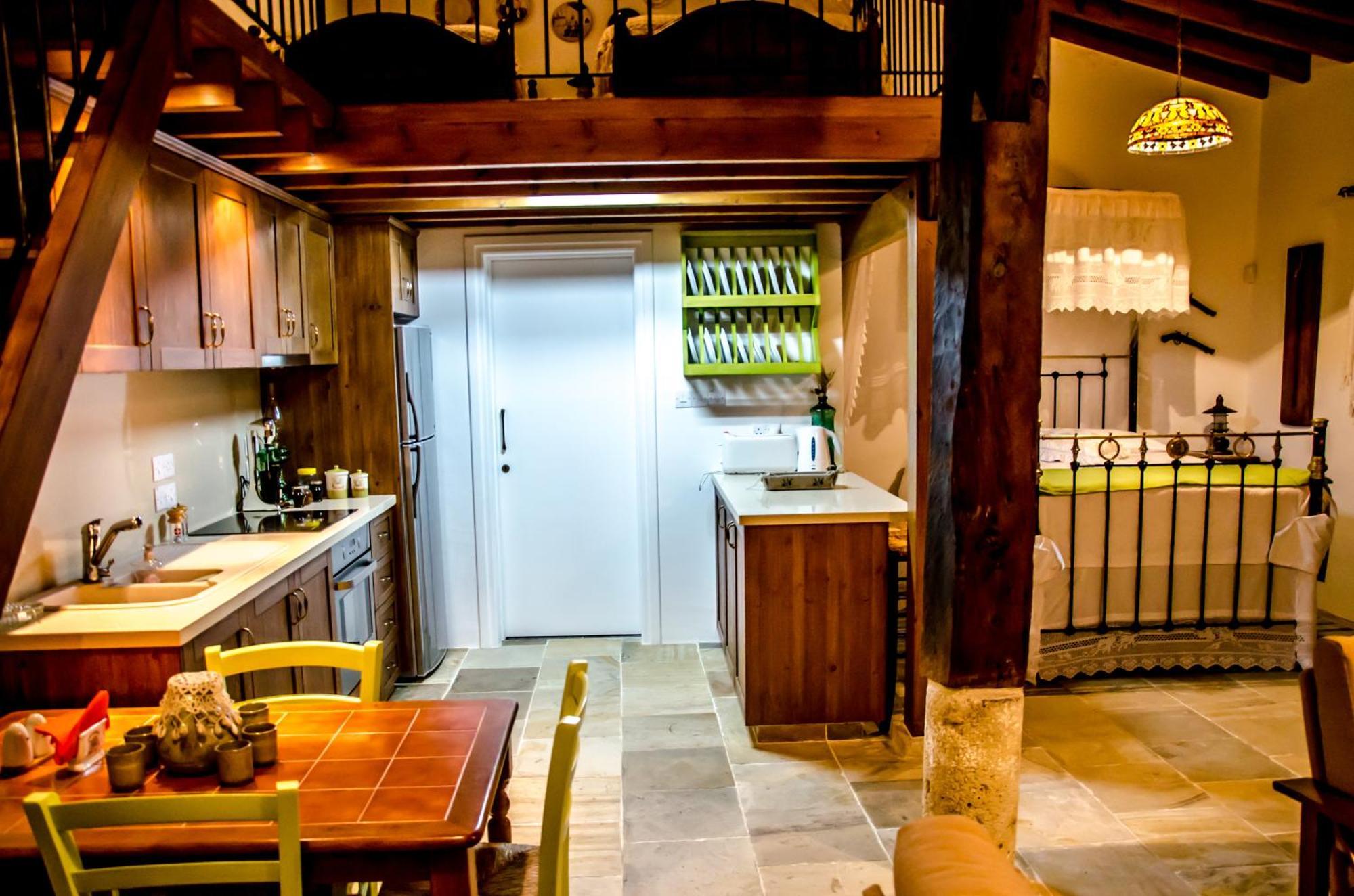 Xenios Cottages Lofou Room photo